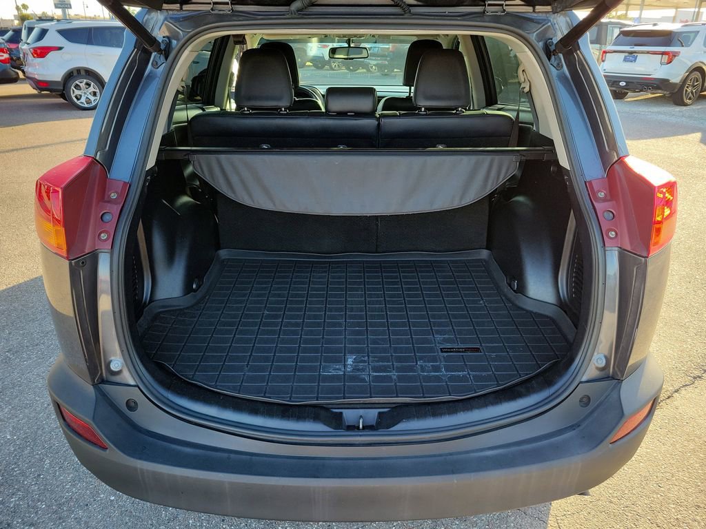 Used 2013 Toyota RAV4 Limited FWD image 10