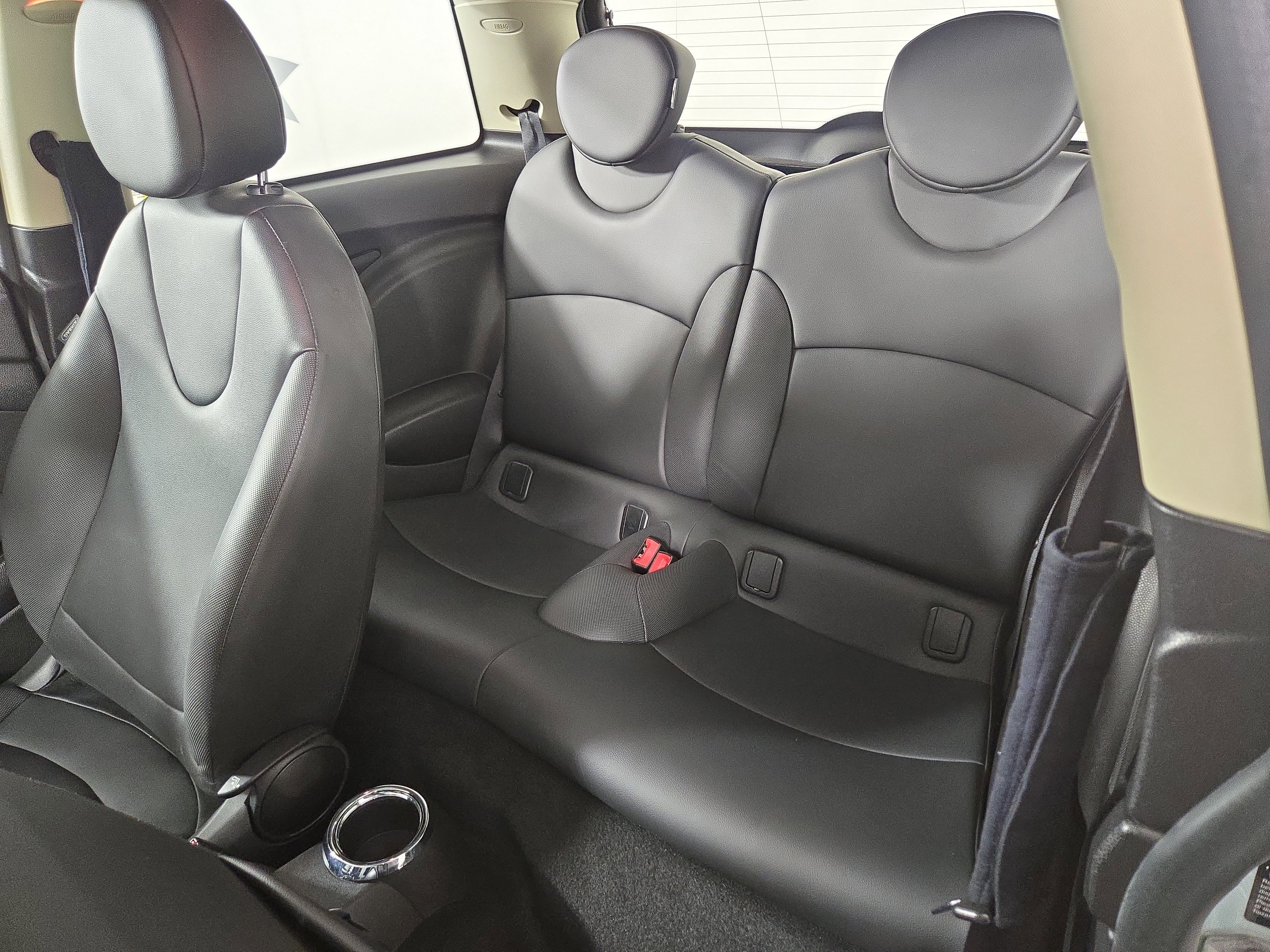 Used 2012 MINI Cooper Hardtop FWD image 12