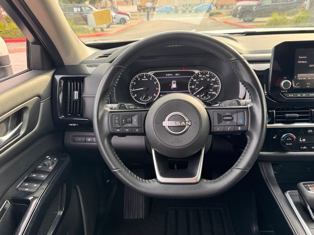 Certified 2022 Nissan Pathfinder SV w/ SV Black Package image 15