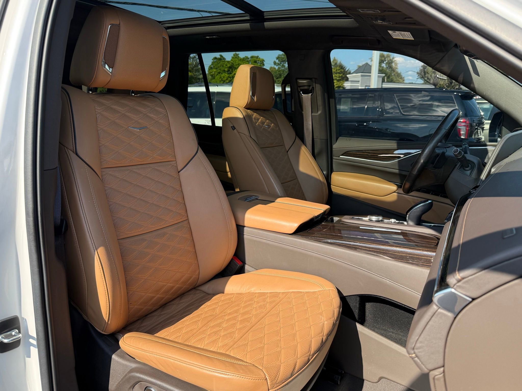 Used 2021 Cadillac Escalade Sport image 13