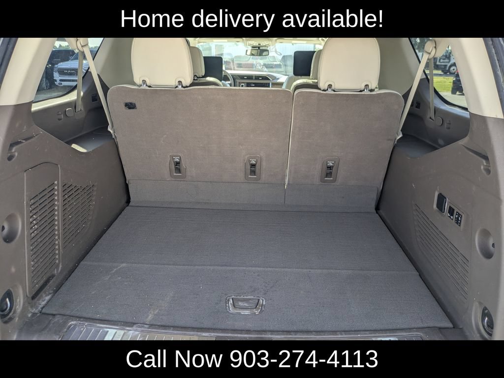 Used 2023 GMC Yukon XL Denali AWD/4WD image 37