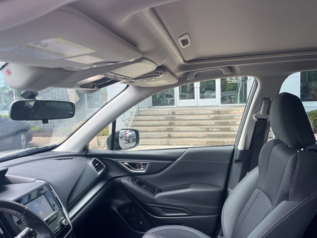 Used 2020 Subaru Forester Premium AWD/4WD image 12