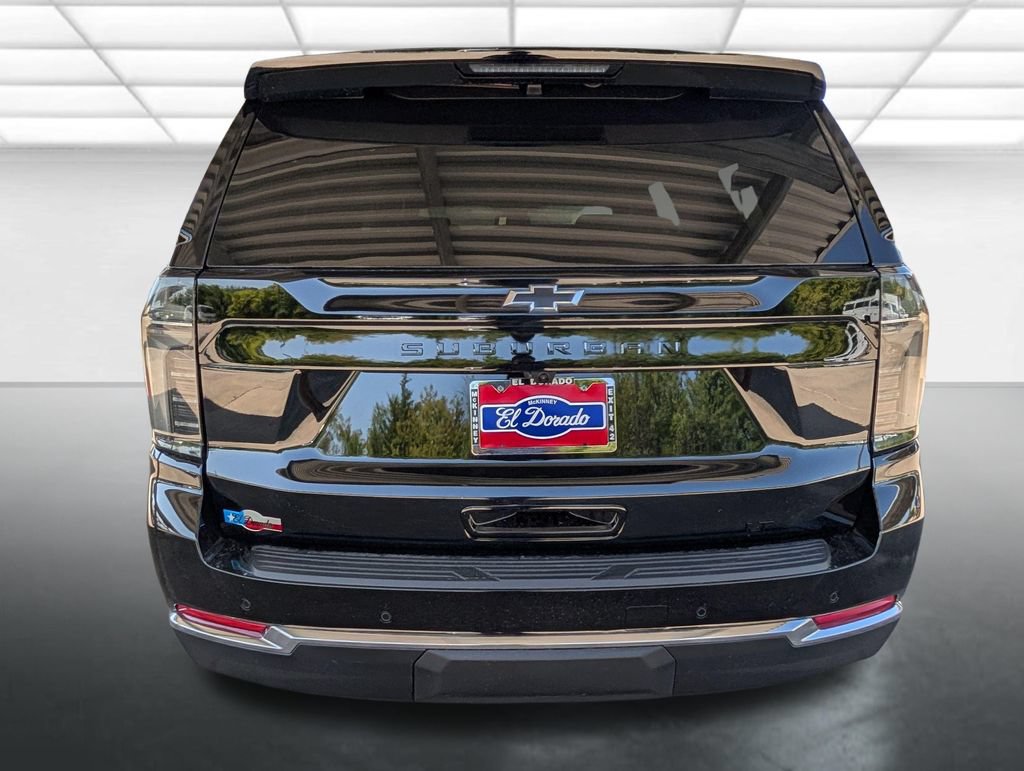 New 2026 Chevrolet Suburban LT w/ Comfort Package RWD image 32