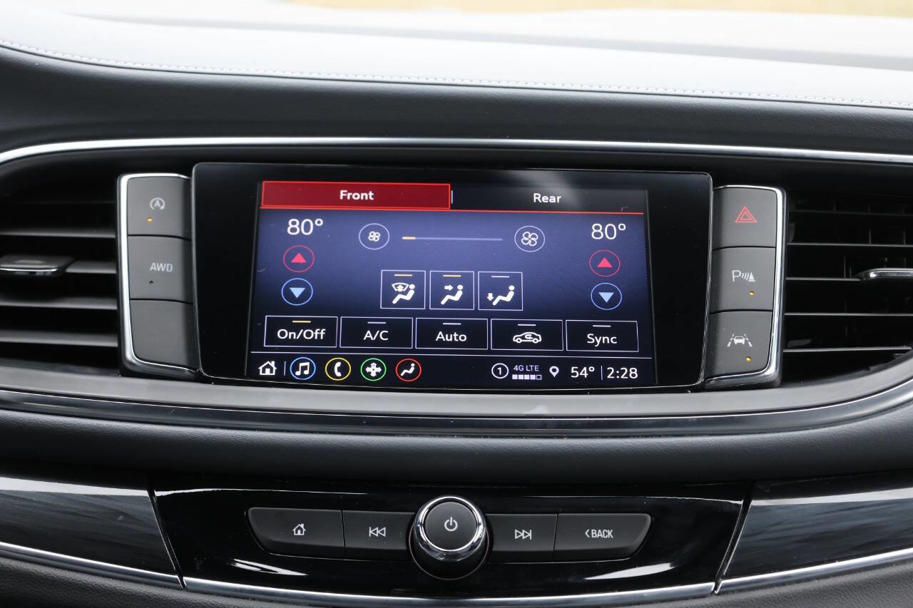 Used 2023 Buick Enclave Essence w/ Sport Touring Edition AWD/4WD image 21