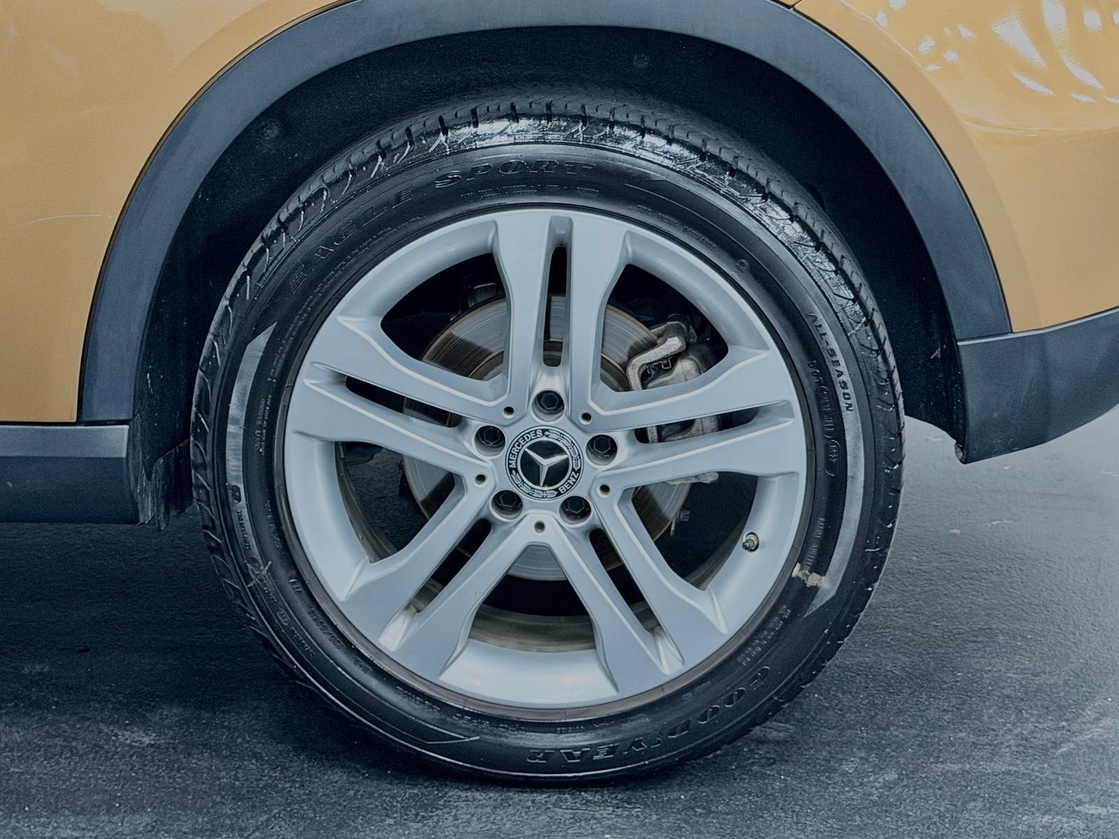 Used 2018 Mercedes-Benz GLA 250 4MATIC image 17