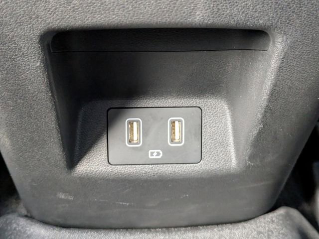 Used 2022 Hyundai Santa Cruz Limited image 15