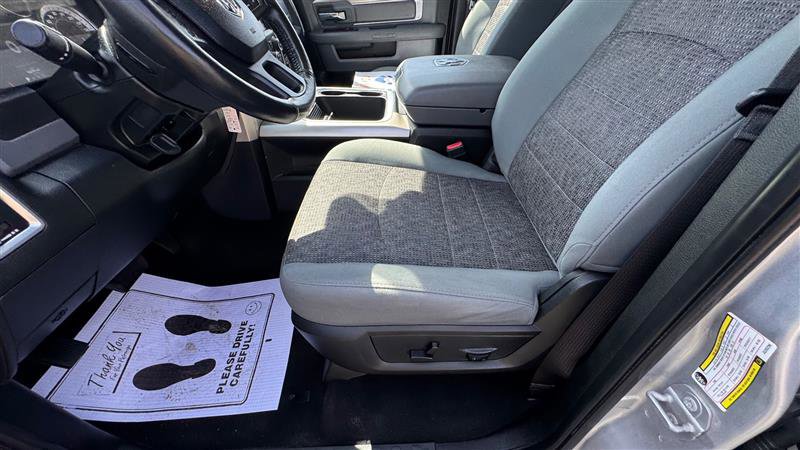 Used 2018 RAM 1500 Big Horn AWD/4WD image 37