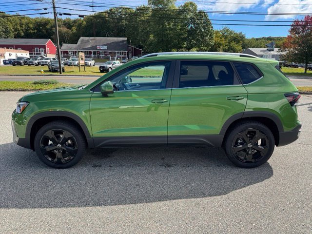 New 2027 Volkswagen Taos SEL AWD/4WD image 8