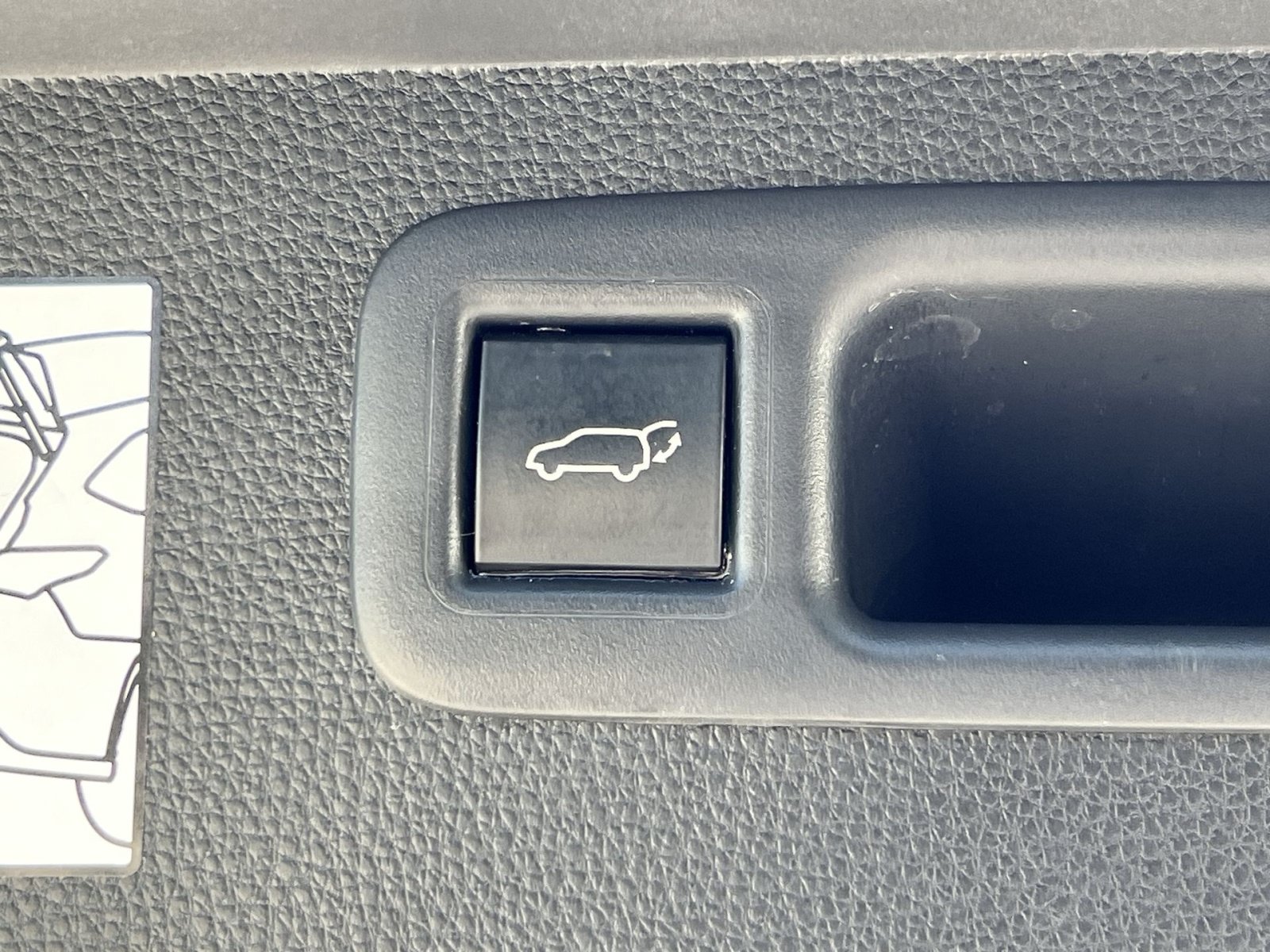Used 2023 Toyota Highlander Limited AWD/4WD image 33