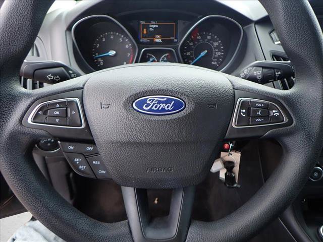 Used 2017 Ford Focus SE image 12