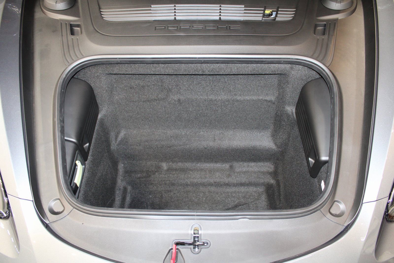 New 2025 Porsche 718 Cayman image 18