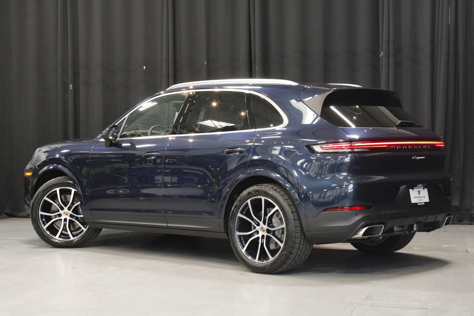 New 2026 Porsche Cayenne AWD/4WD image 3