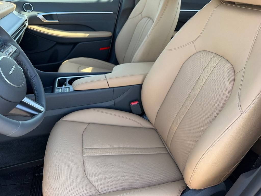 New 2026 Hyundai Sonata Limited FWD image 10