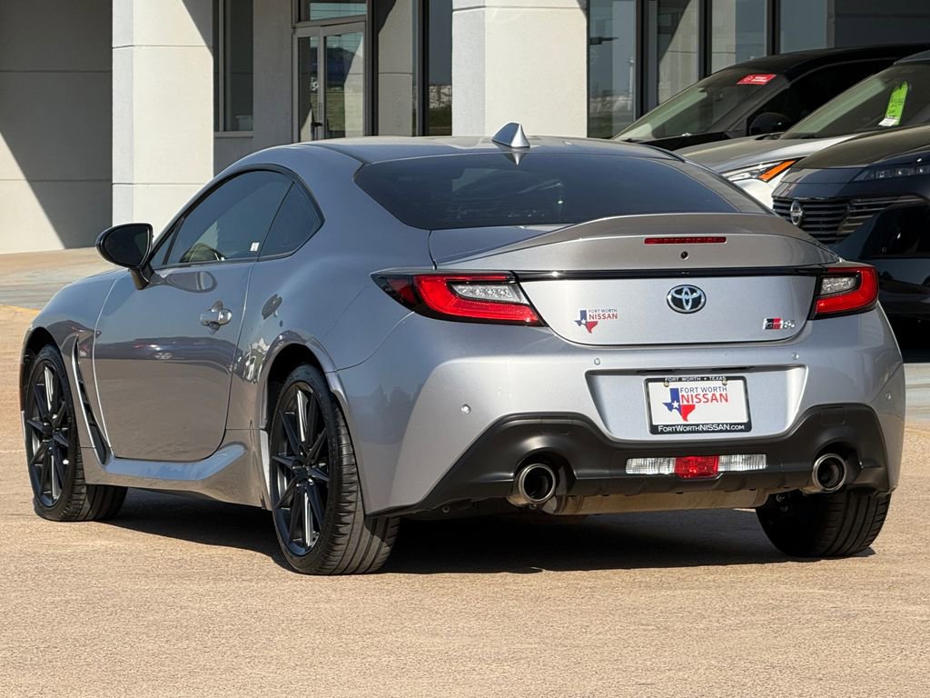 Used 2023 Toyota GR86 Premium w/ ALL Weather Mat Package (TMS) image 7