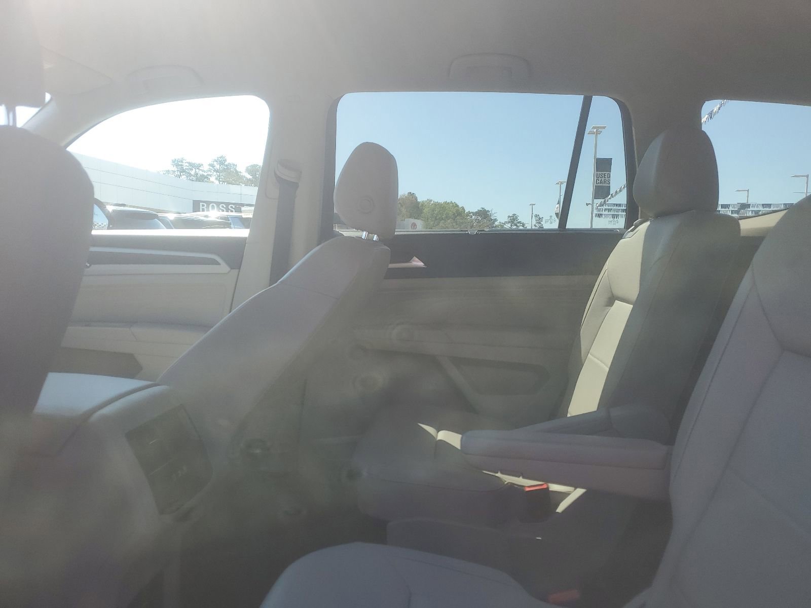 Used 2022 Volkswagen Atlas SE image 12