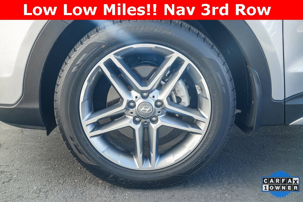 Used 2019 Hyundai Santa Fe XL image 9