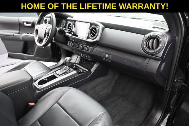Used 2021 Toyota Tacoma TRD Sport w/ TRD Premium Sport Package AWD/4WD image 46
