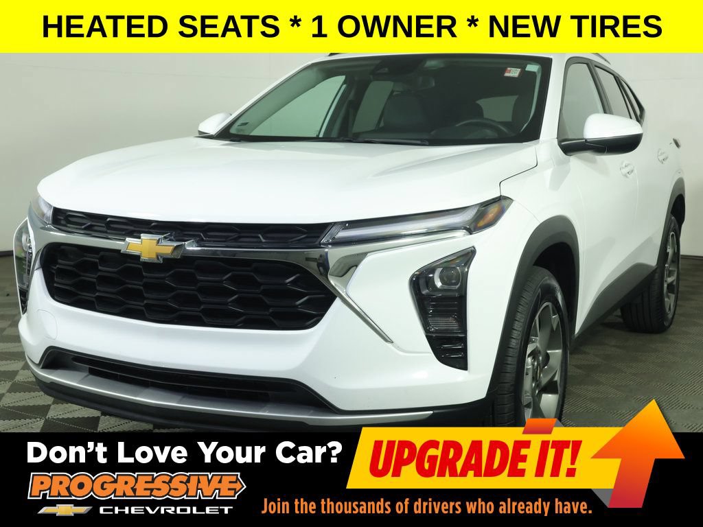 Certified 2025 Chevrolet Trax LT w/ LT Convenience Package FWD image 1