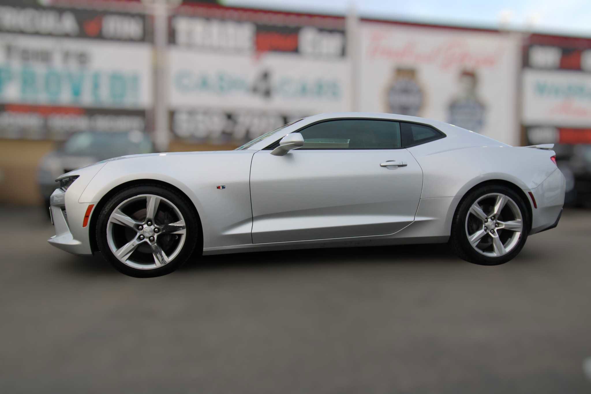 Used 2016 Chevrolet Camaro SS image 10
