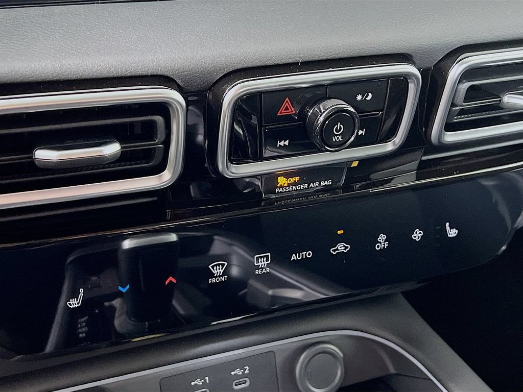 New 2026 Nissan Sentra SV w/ SV Convenience Package FWD image 13