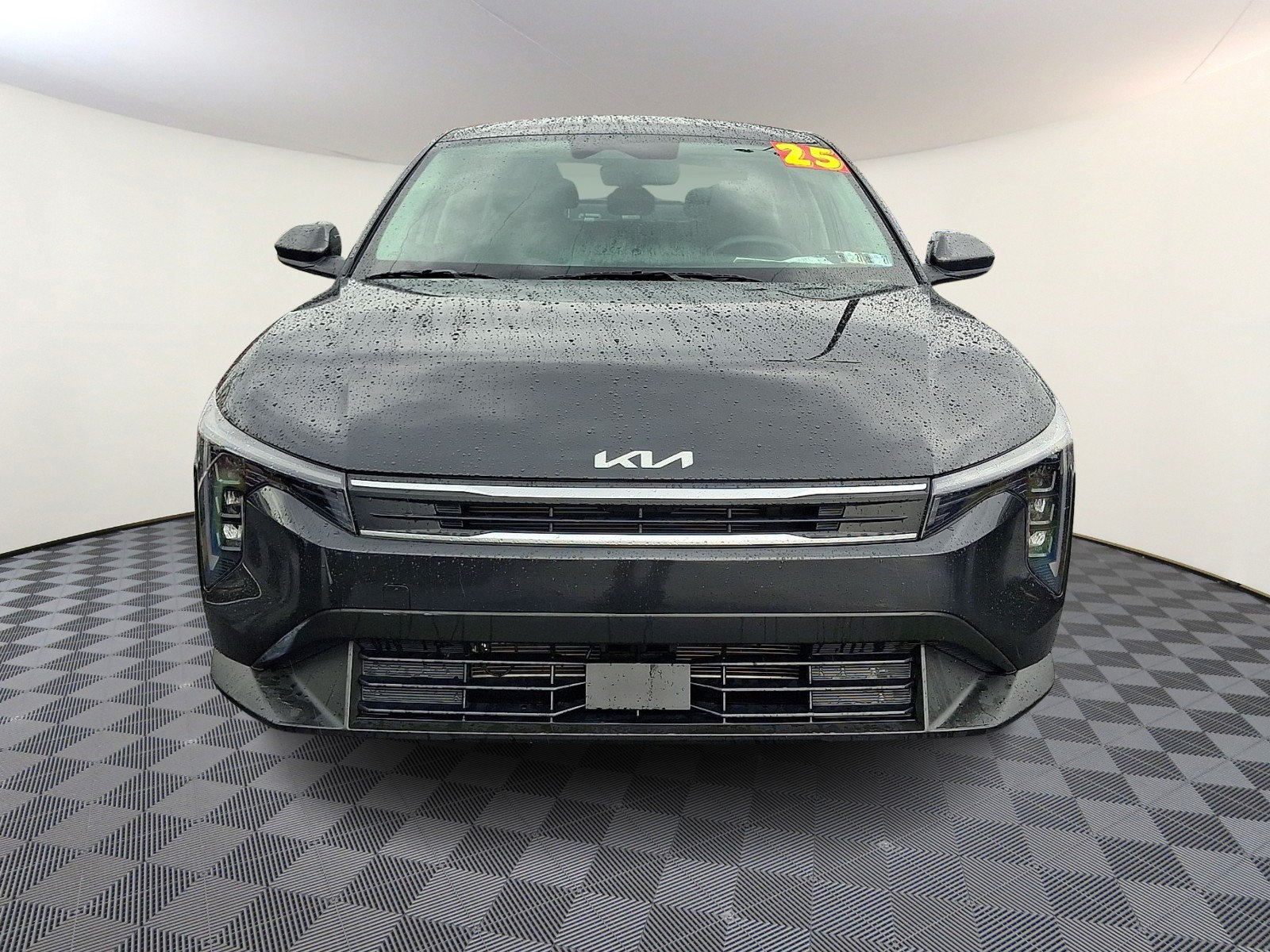 Used 2025 Kia K4 FWD image 2