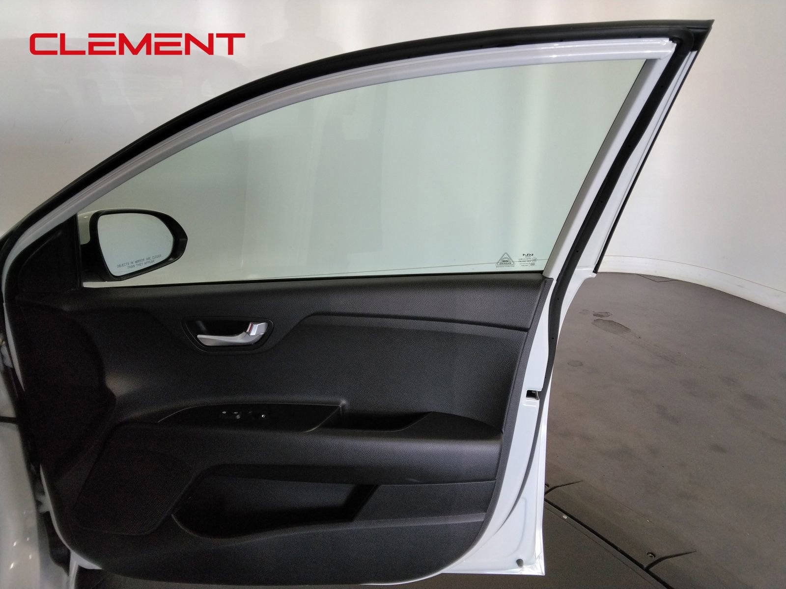 Used 2023 Kia Rio S image 36