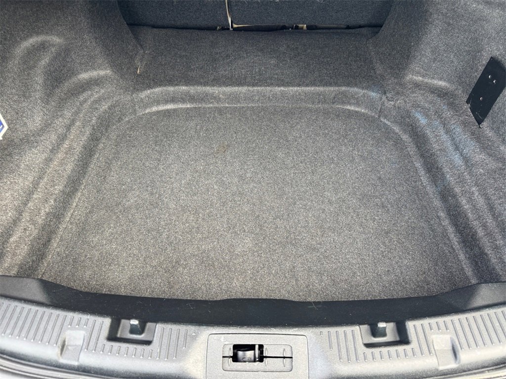 Used 2018 Ford Taurus Limited w/ Driver Assist Package image 21