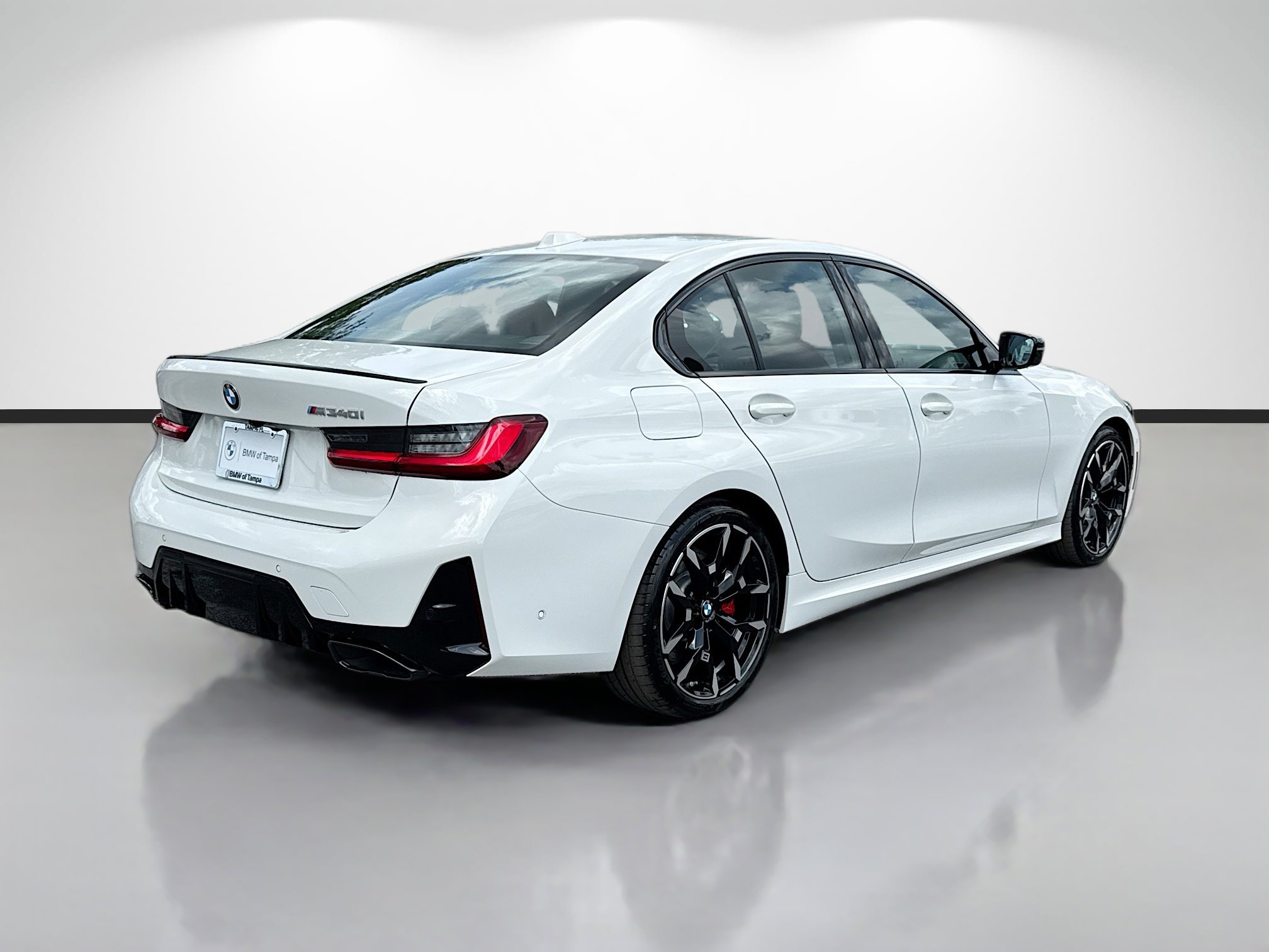 New 2026 BMW M340i RWD image 3