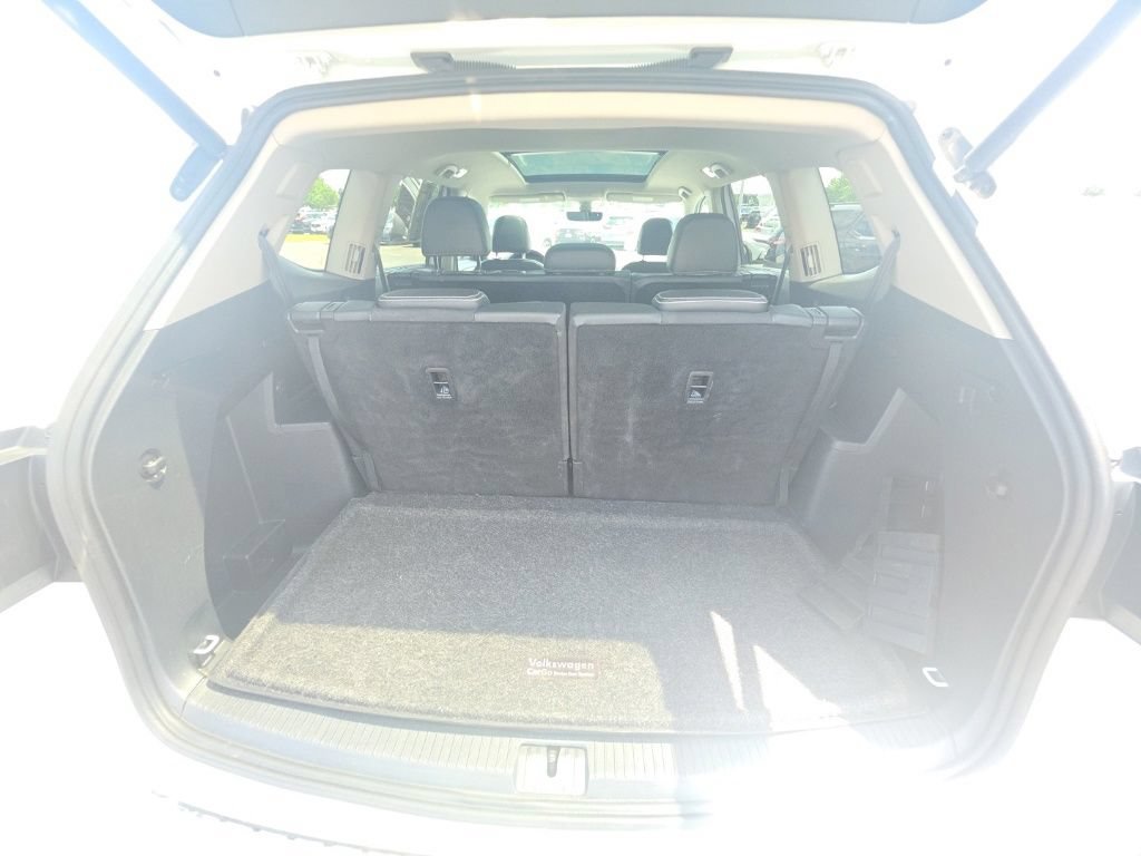 Used 2022 Volkswagen Atlas SEL Premium AWD/4WD image 30