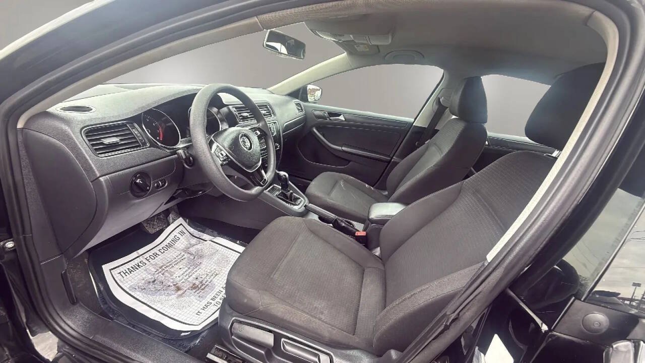 Used 2016 Volkswagen Jetta S FWD image 9