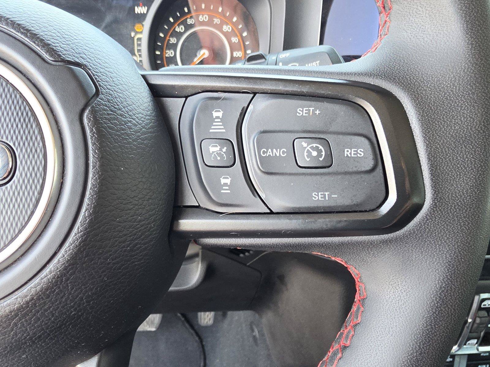 Used 2024 Jeep Wrangler Unlimited Rubicon AWD/4WD image 26