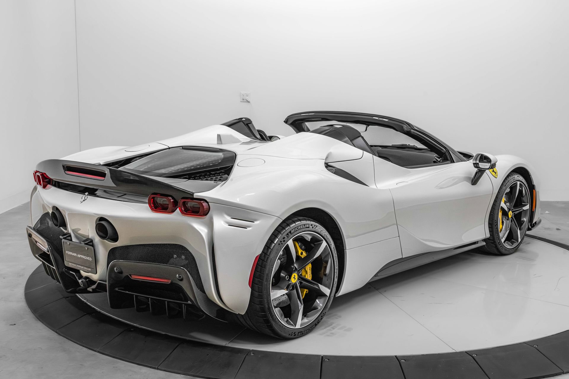 Certified 2024 Ferrari SF90 Spider image 10