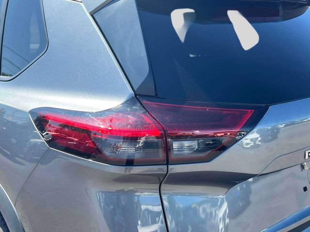 Certified 2023 Nissan Rogue SV w/ SV Premium B Package AWD/4WD image 10