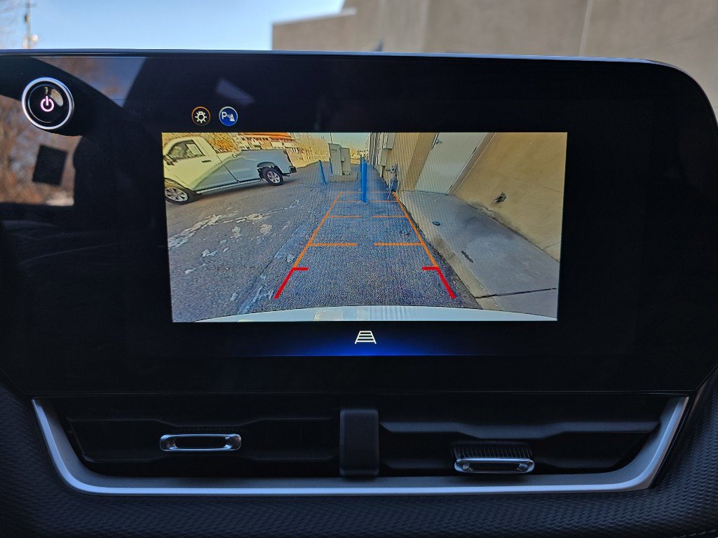 Used 2025 Chevrolet Equinox LT image 17