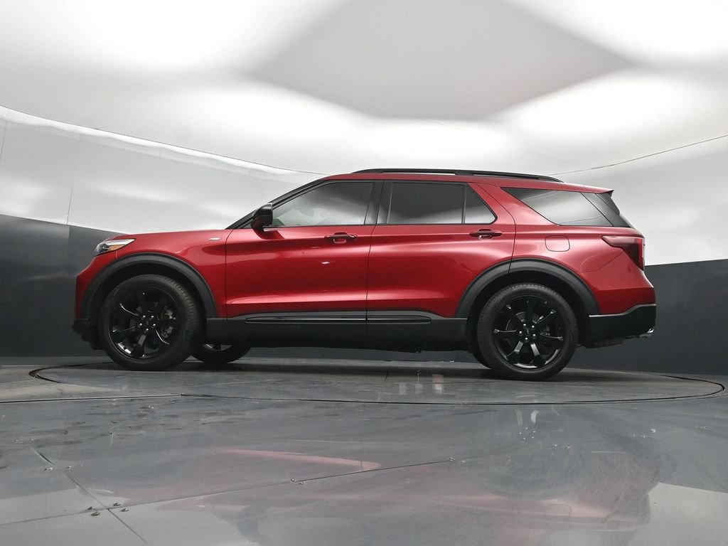 Certified 2024 Ford Explorer ST-Line w/ Class IV Trailer Tow Package RWD image 49