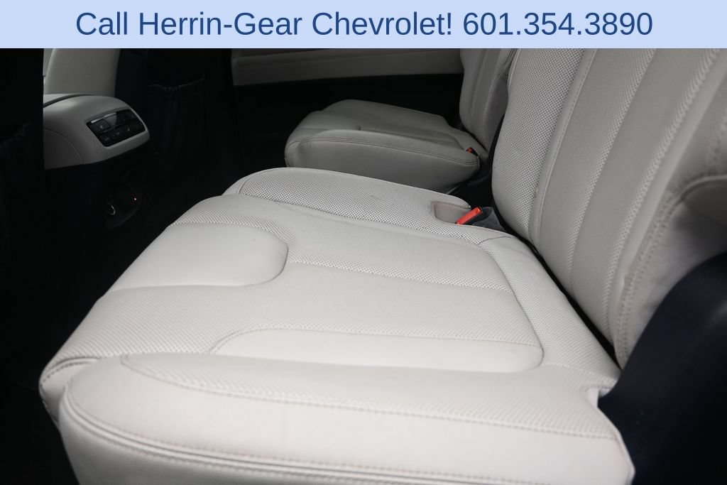 Used 2021 Hyundai Palisade SEL w/ Premium Package FWD image 16