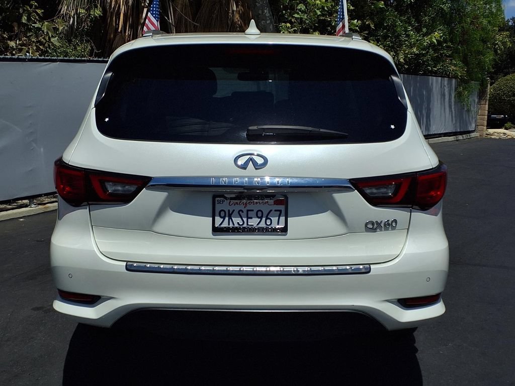 Used 2019 INFINITI QX60 Luxe w/ Essential Package AWD/4WD image 8