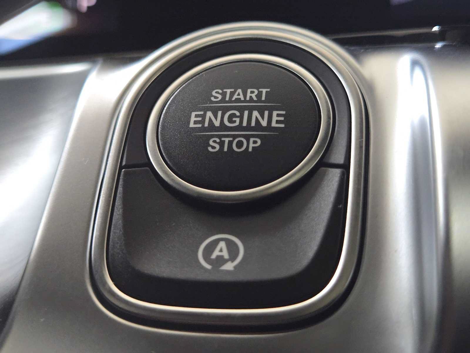 New 2026 Mercedes-Benz GLB 250 4MATIC image 32