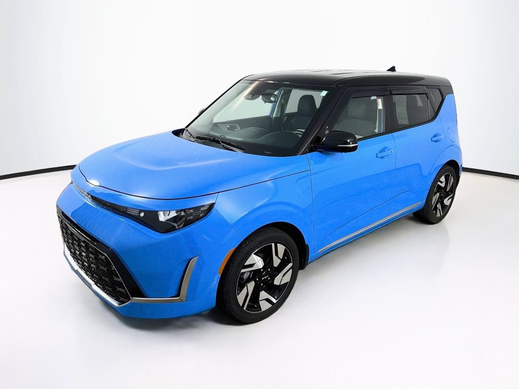 Used 2023 Kia Soul GT-Line FWD video 1