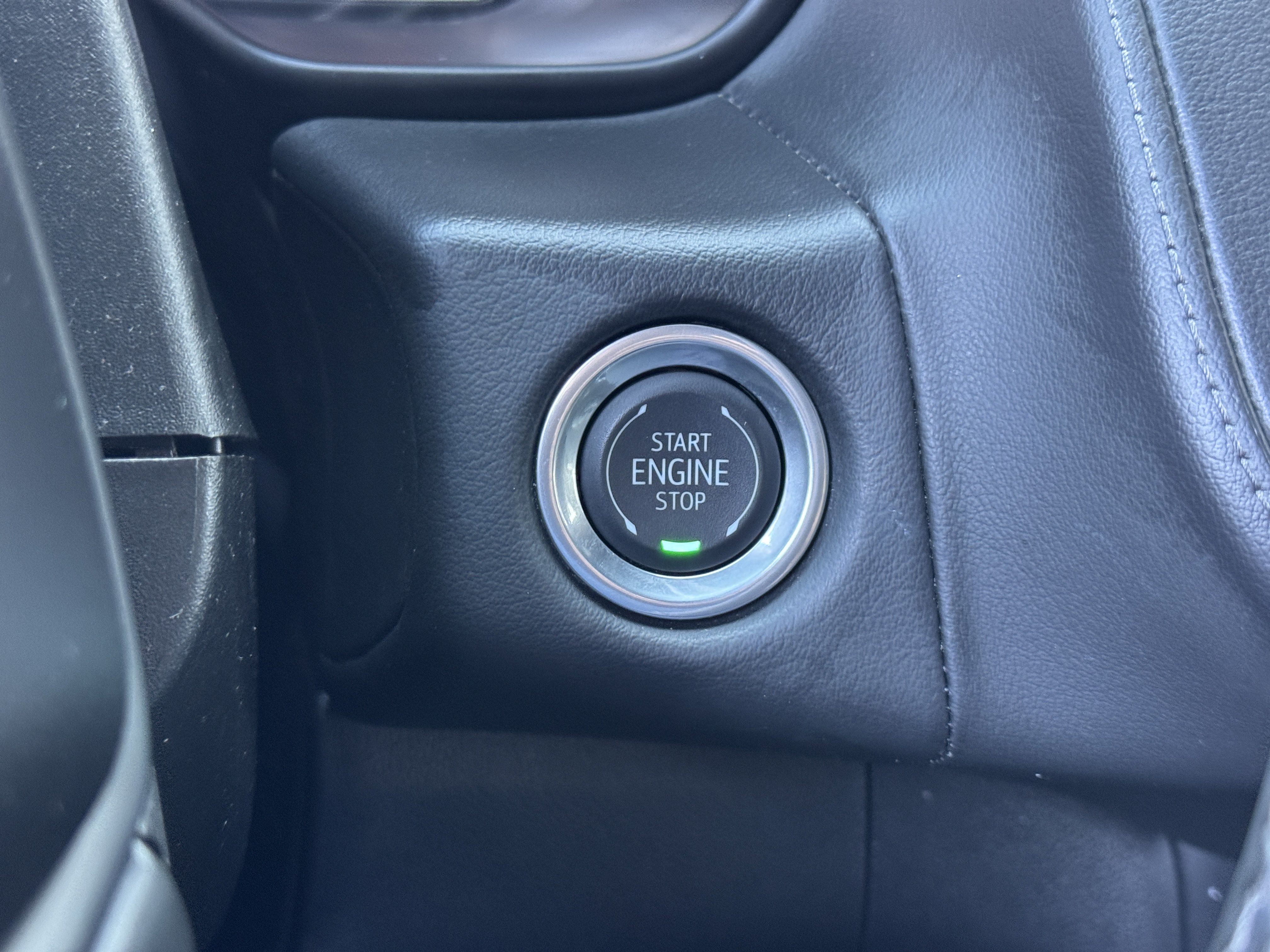 Certified 2024 Chevrolet Suburban LS AWD/4WD image 31