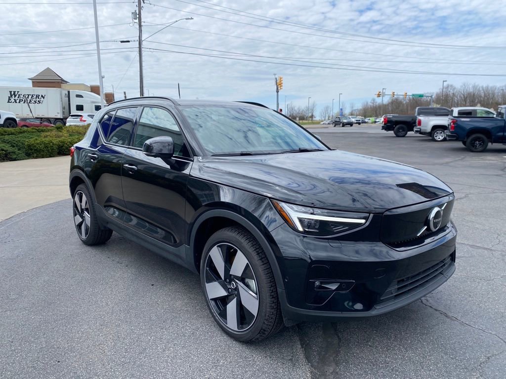 New 2024 Volvo XC40 Recharge Ultimate w/ Protection Package Premier image 3