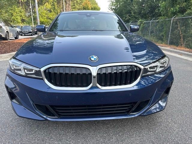 Used 2024 BMW 330i Sedan w/ Premium Package RWD image 10