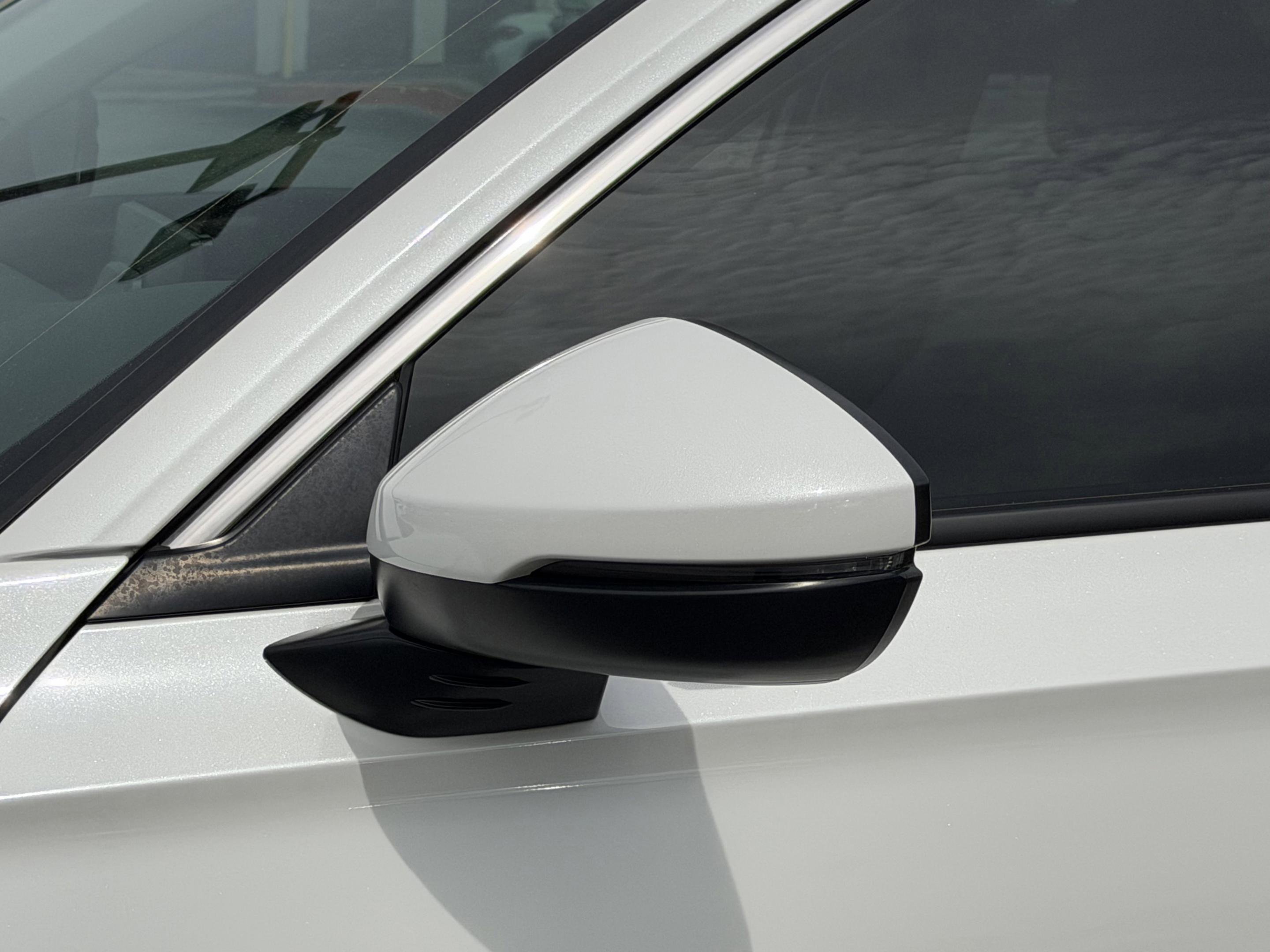 Used 2024 Honda Civic Touring image 8
