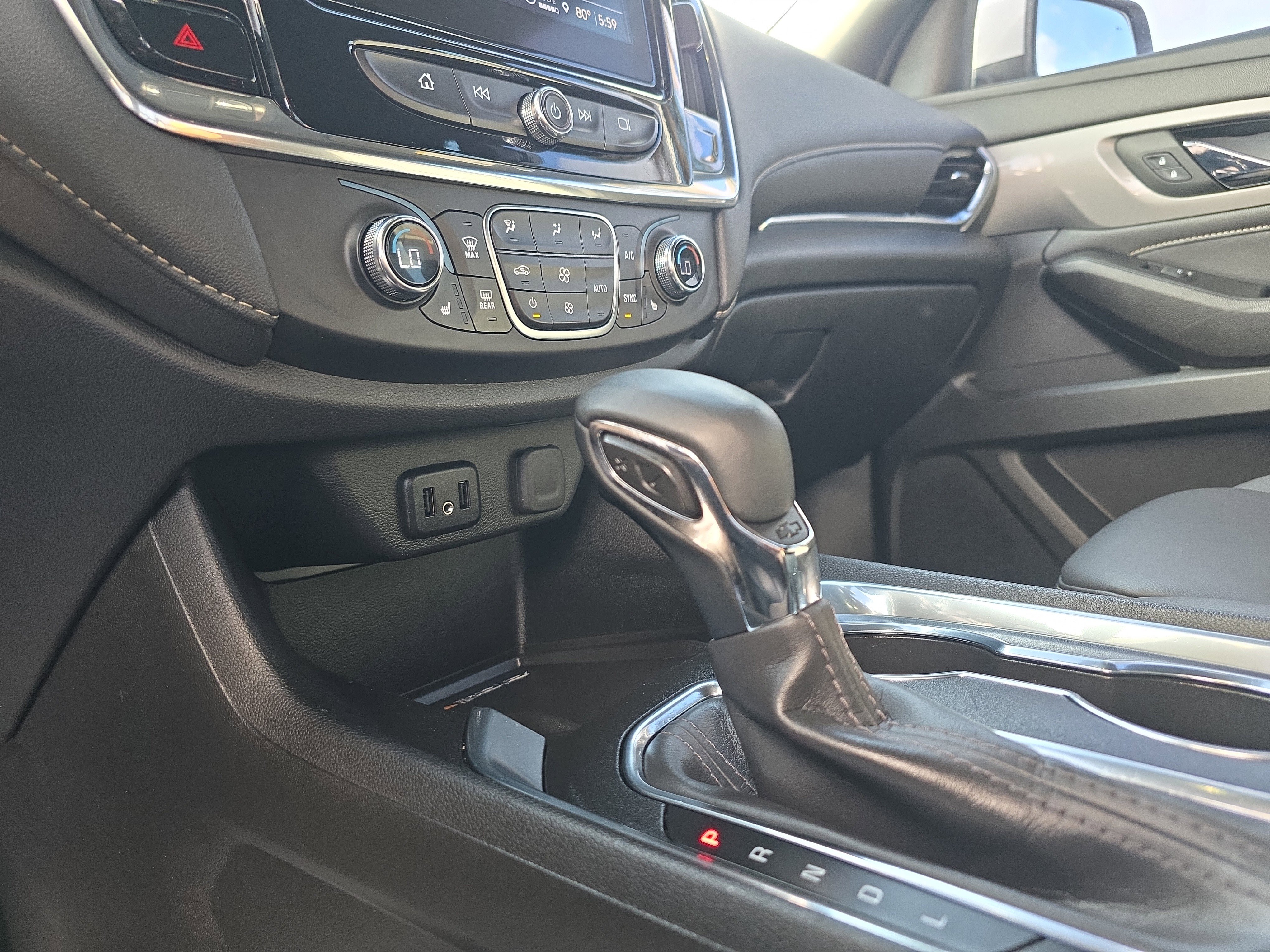 Used 2023 Chevrolet Traverse LT FWD image 45
