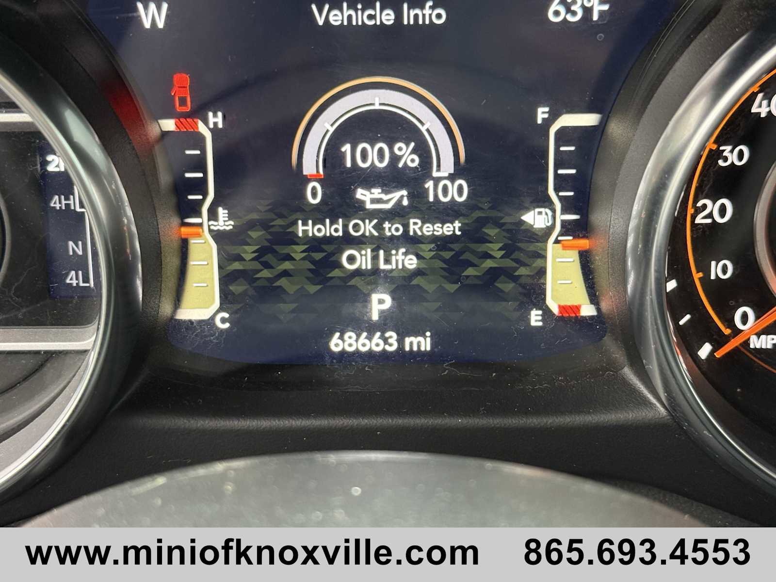 Used 2023 Jeep Gladiator Mojave w/ Cold Weather Group image 28