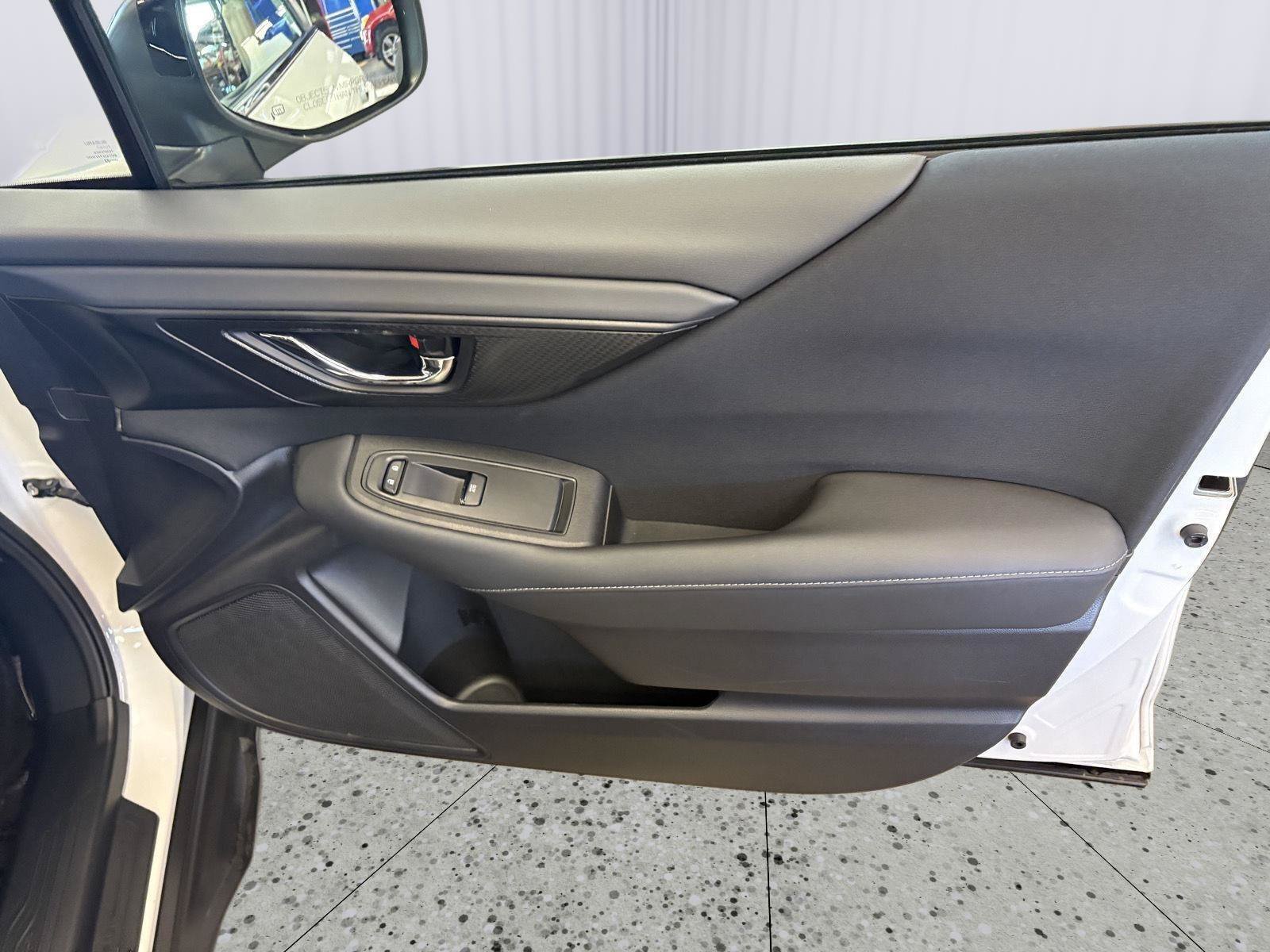 Used 2024 Subaru Outback Premium AWD/4WD image 14