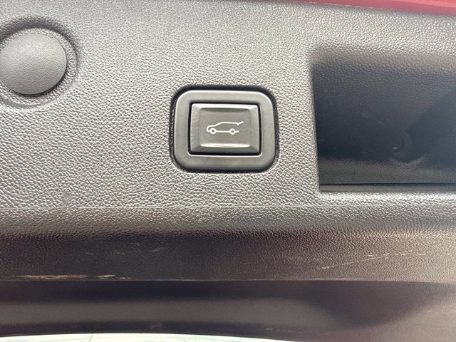 Used 2023 Chevrolet Equinox LT FWD image 12