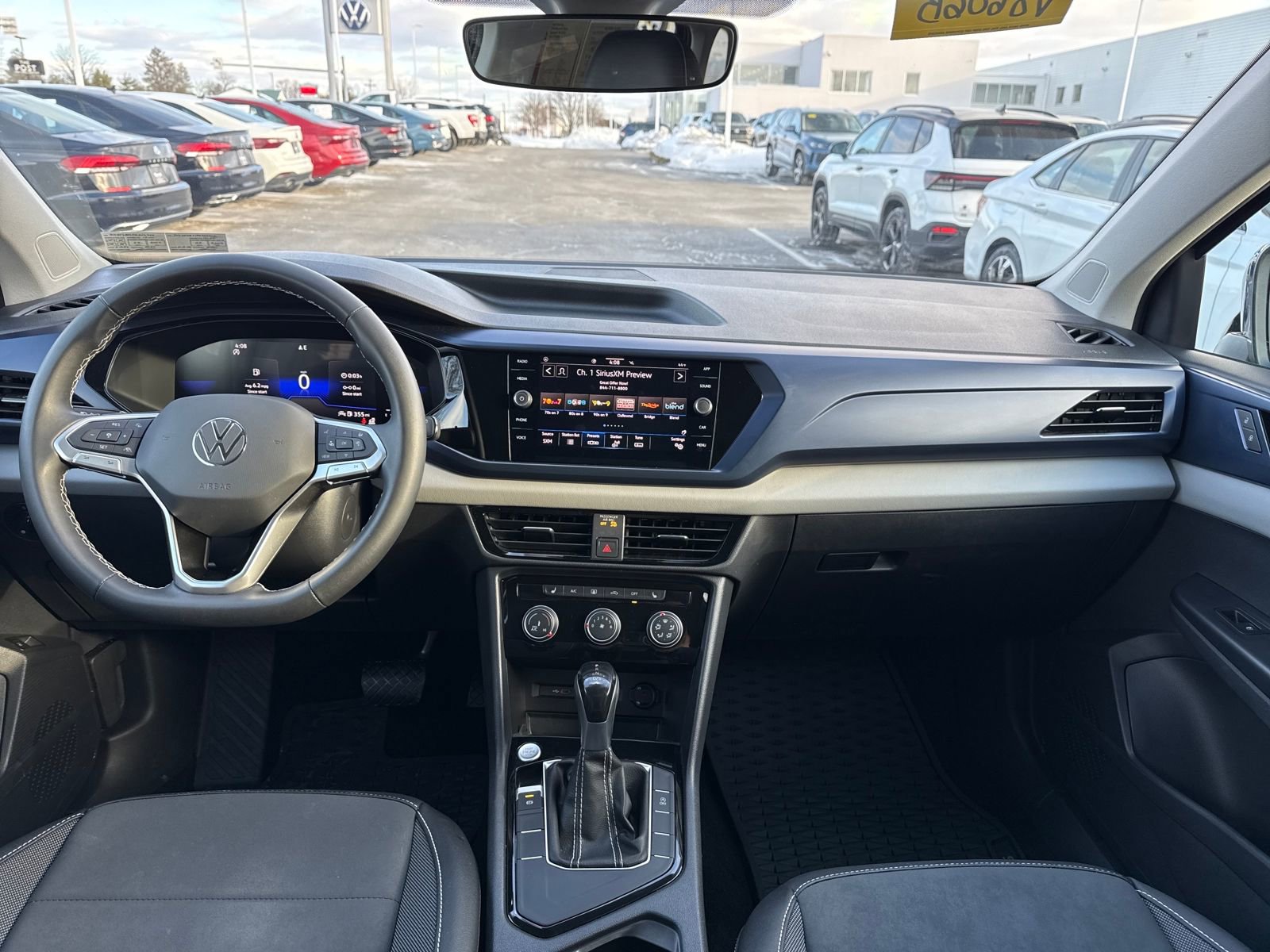 Certified 2023 Volkswagen Taos SE image 13