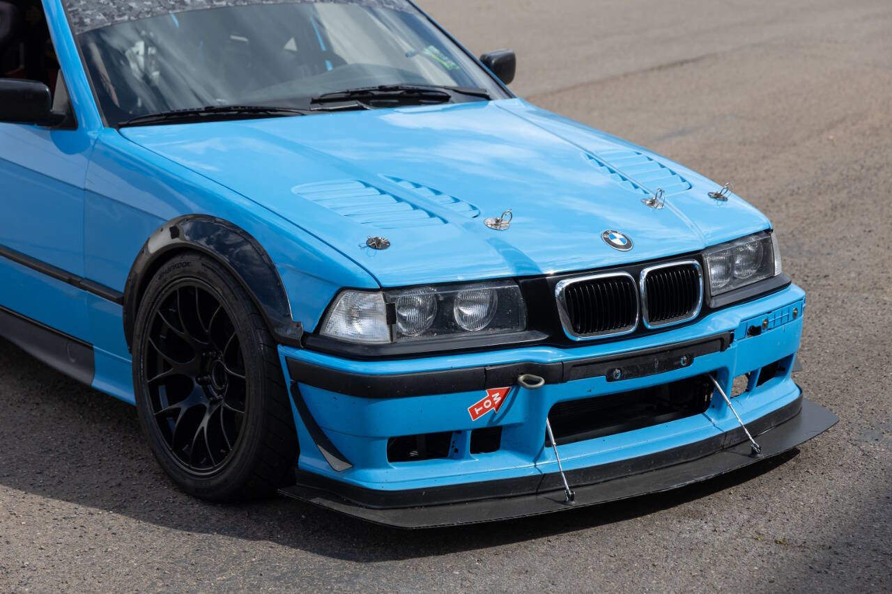 Used 1994 BMW 325i Sedan image 45