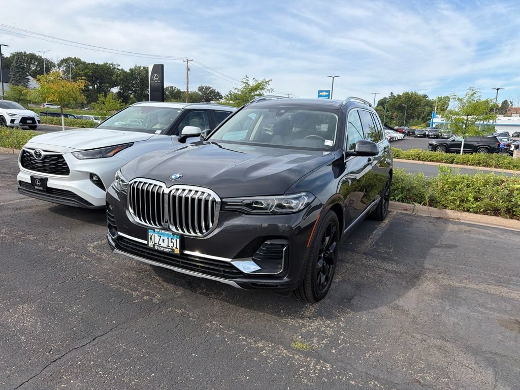 Used 2020 BMW X7 xDrive40i w/ Premium Package AWD/4WD image 8